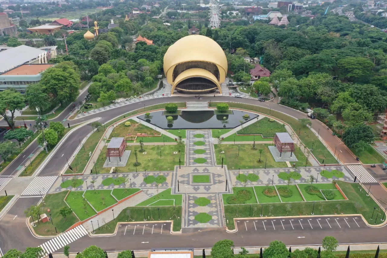 Perayaan Tahun Baru 2023 digelar di TMII dan Bundaran HI (Dok tamanmini.com)