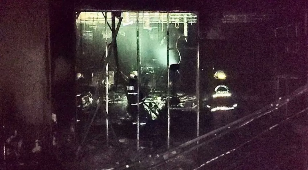 kebakaran terjadi di Kafe Helen's Tanjung Duren, pengunjung berhamburan (Dok Instagram @humasjakfire)