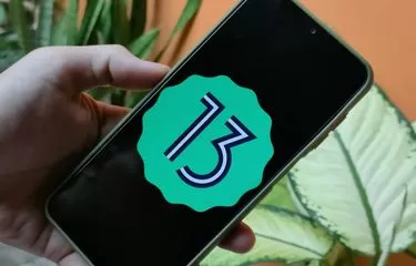 Cara Update Android 13. (canva) 