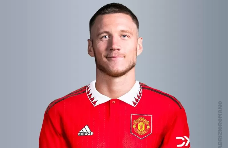  Besiktas lepas Wout Weghorst ke Manchester United. (Foto: Twitter @FabrizioRomano)