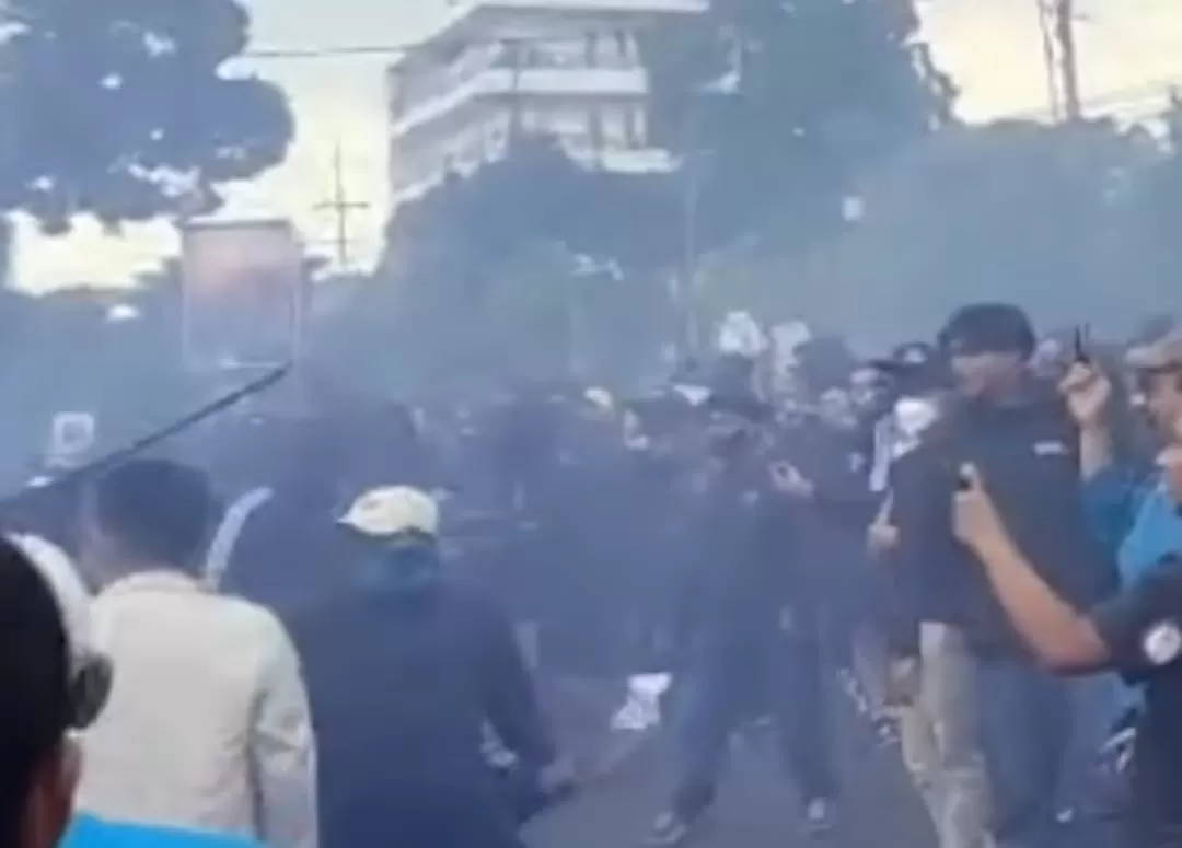 Ratusan Aremania serang kantor Arema FC hingga hancur dan 3 orang terluka (dok Instagram)