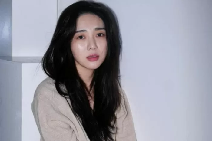 Kwon Mina ex AOA ketipu kerja part time. (Twitter/pannkorea)