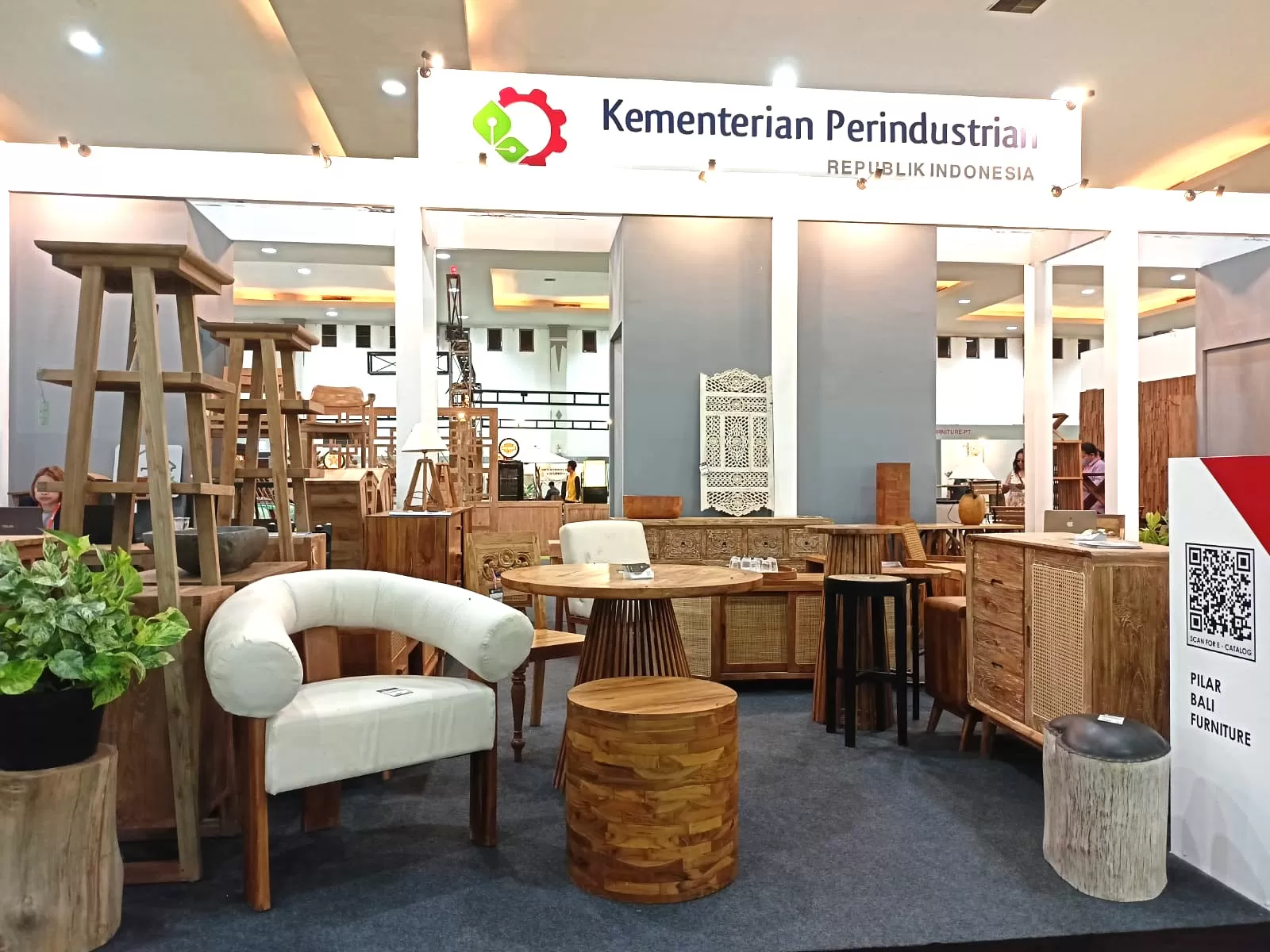 Indonesia International Furniture Expo (IFEX) 2023 dan Jogja International Furniture and Craft Fair Indonesia (JIFFINA) 2023