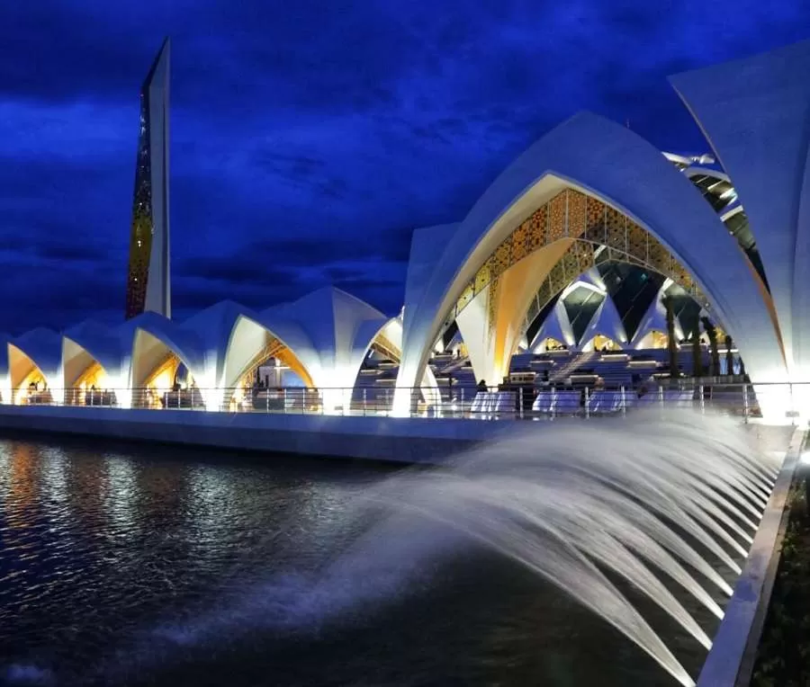 Dibuka Kembali untuk Umum, Masjid Raya Al Jabbar Gelar Salat Tarawih (Dok Pemprov Jabar)