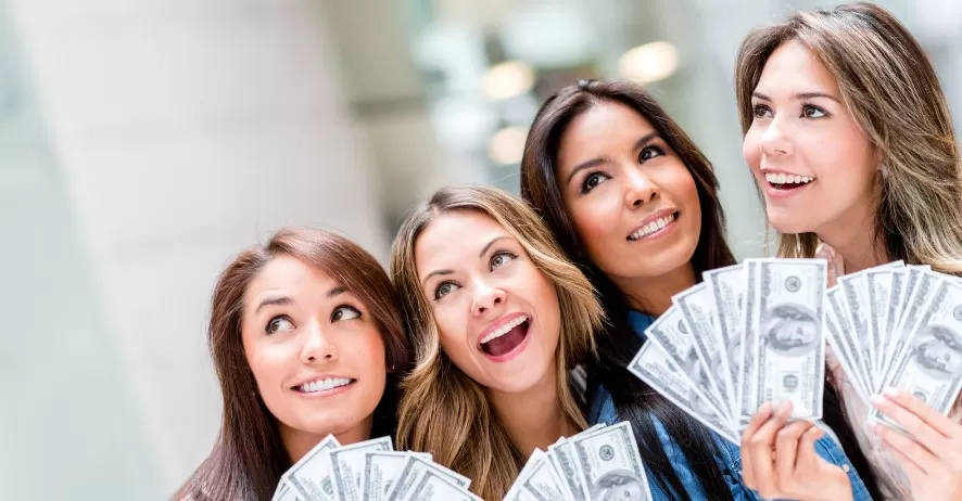 Fenomena Flexing dan Dampak Buruknya Bagi Kesehatan Mental (Foto:Canva)