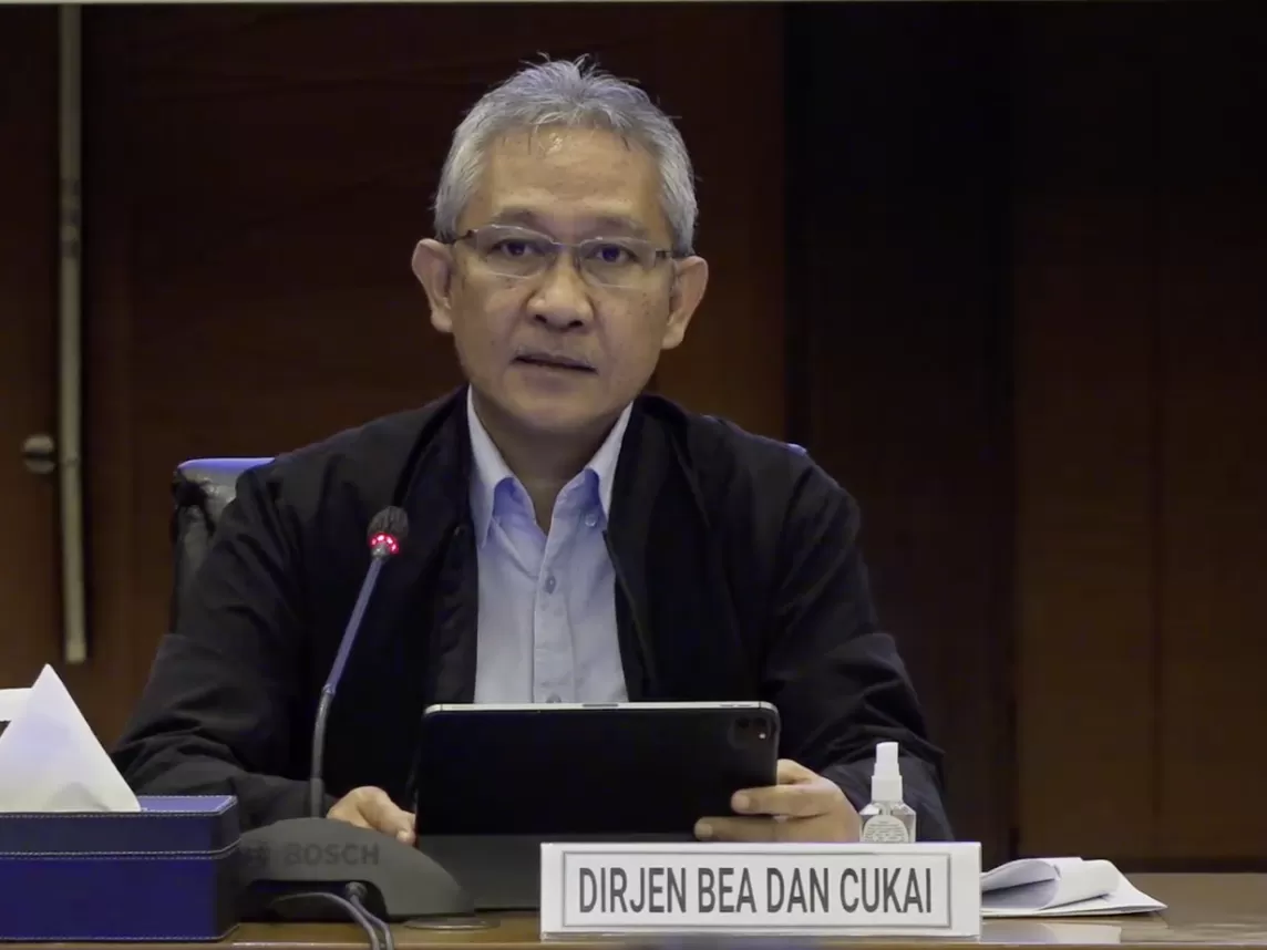 Dirjen Bea dan Cukai Askolani mendukung penuh investigasi oleh Inspektorat Jenderal Kementerian Keuangan terhadap Kepala Kantor Bea dan Cukai Yogyakarta Eko Darmanto yang memiliki gaya hidup hedon. 