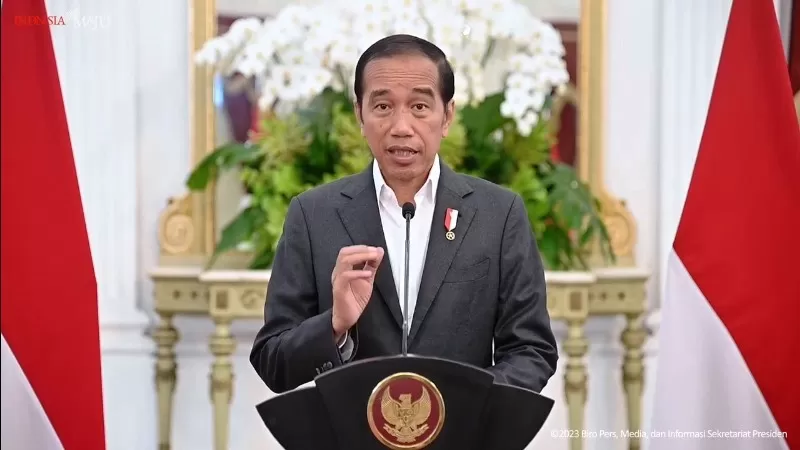 Presiden Jokowi soal gugatan uji materi batas minimal usia capres-cawapres.