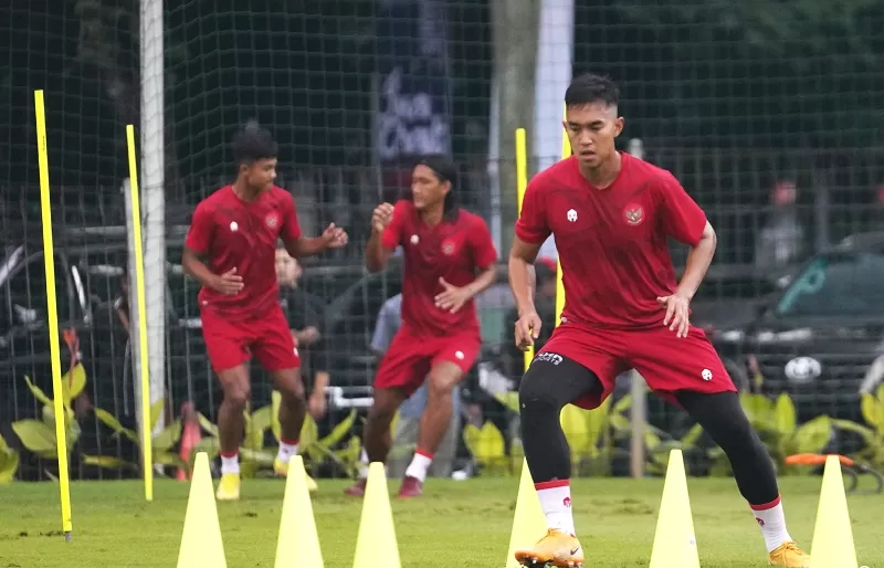 Indra Sjafri terkejut pada latihan perdana Timnas Indonesia U-22 yang diproyeksikan tampil di SEA Games 2023. (Foto: PSSI)