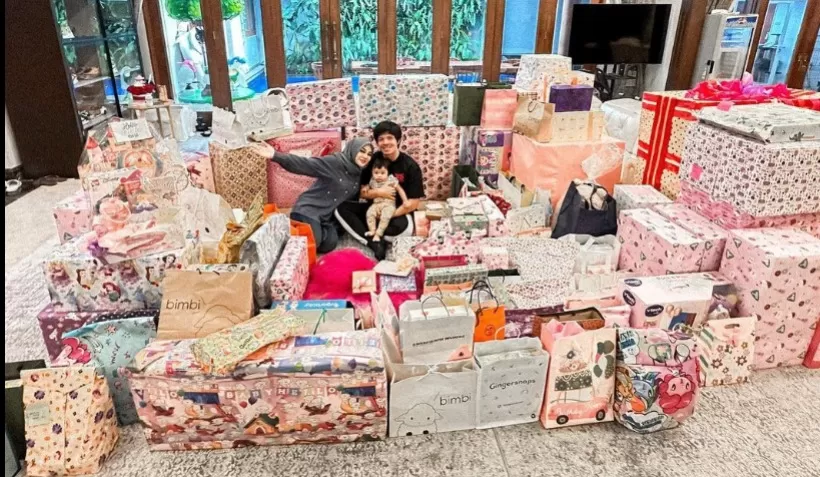 Ulang tahun pertama Ameena bikin netizen ngiler. (Instagram/ameenaatta)