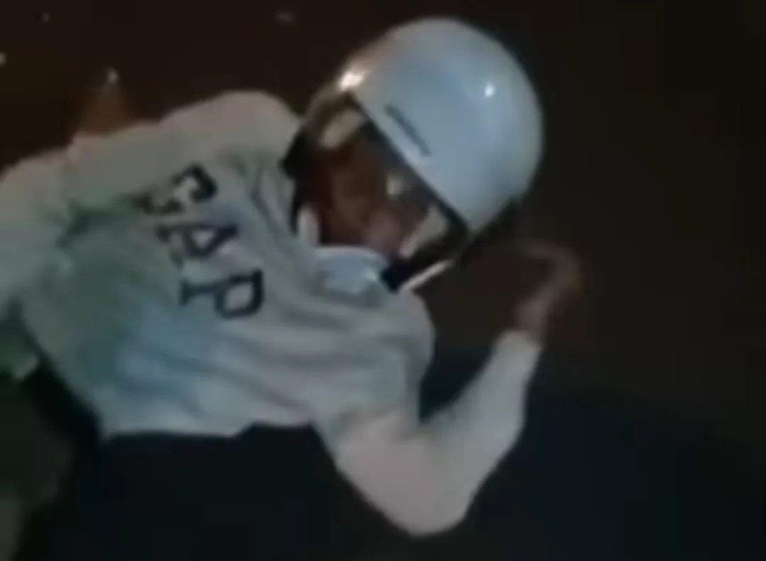 Video viral klitih di Mertoyudan Magelang terkapar kesakitan ditabrak warga (tangkapan layar)