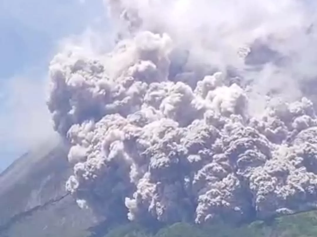Gunung Merapi Erupsi, sejumlah desa telah terdampak (tangkapan layar)