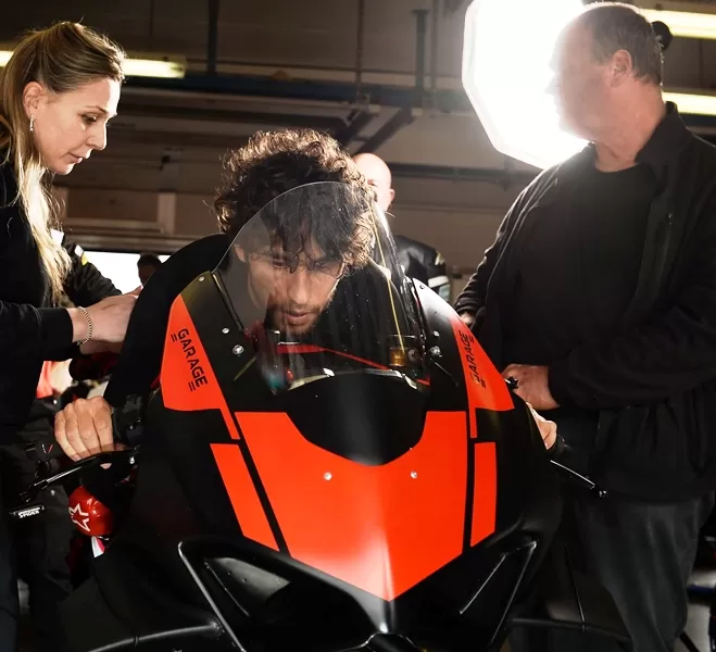 Bastianini jadi pembalap ketiga yang absen dari MotoGP Amerika 2023 setelah menjajal menunggangi Ducati Paginale. (Foto: Enea Bastianini)