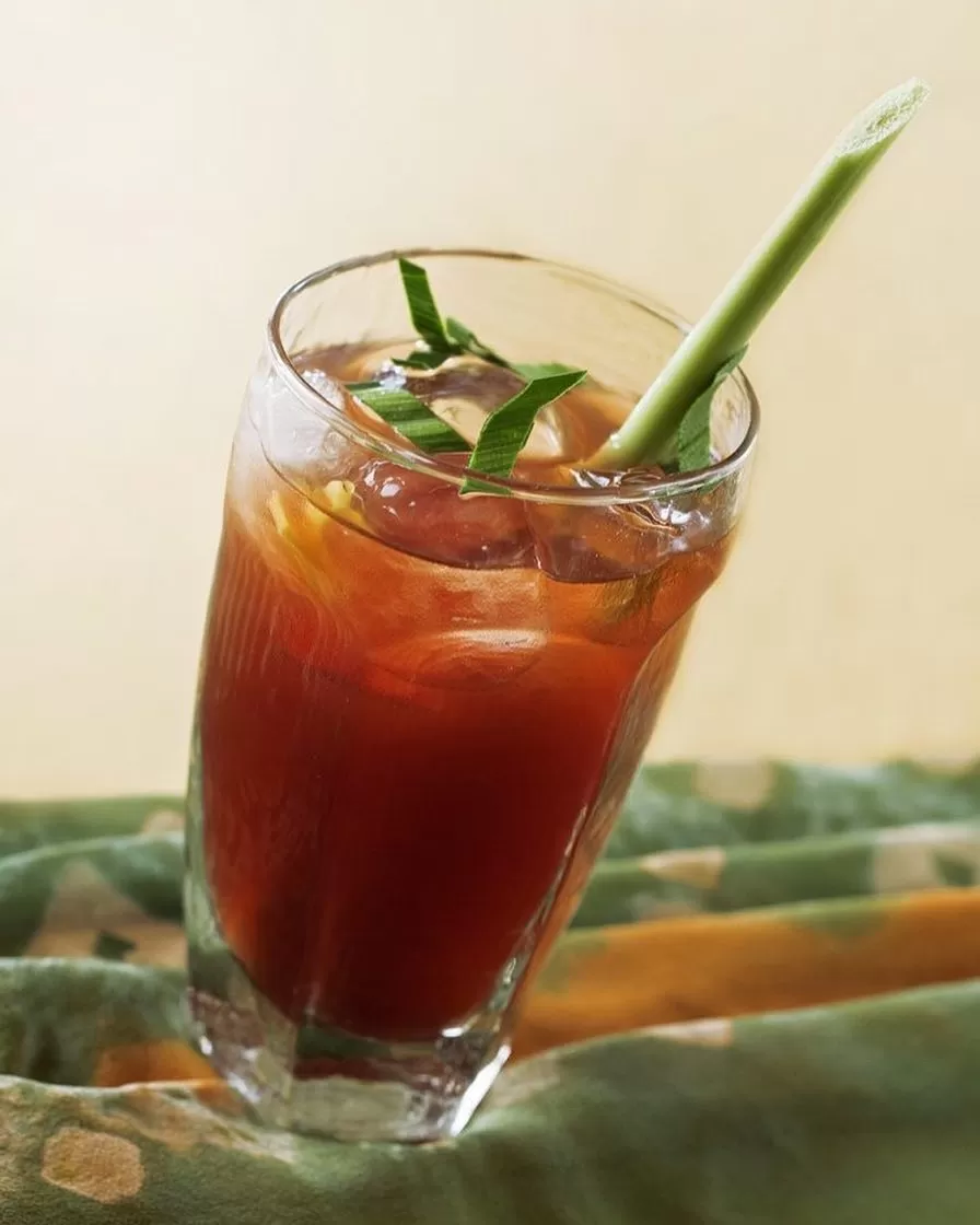 Manfaat dan khasiat bir pletok khas Betawi. (Twitter/TravelBloggerID)