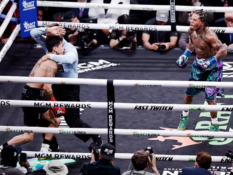 Gervonta Davis tidak pantas menang atas Ryan Garcia. (Foto: the independent)
