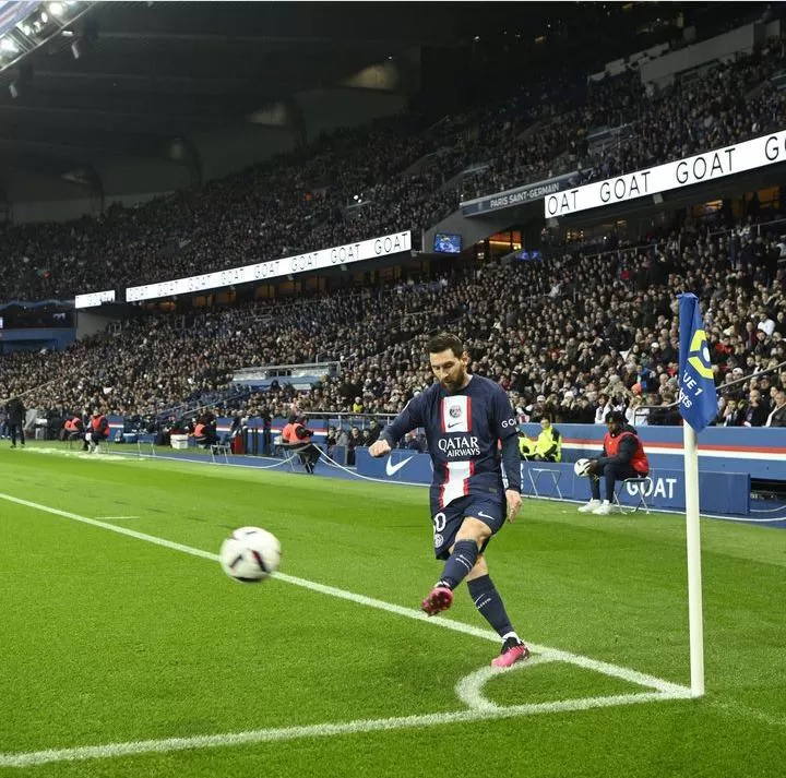 Lionel Messi dicemooh pendukung PSG (sumber: instagram official Lionel Messi)