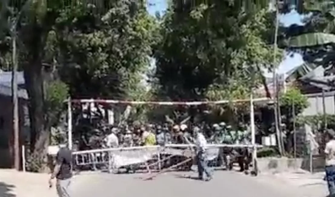 Kemacetan di Simpang Santa kini sudah masuk pada ranah konflik sosial di kawasan Jalan Cikatomas, Jakarta Selatan.