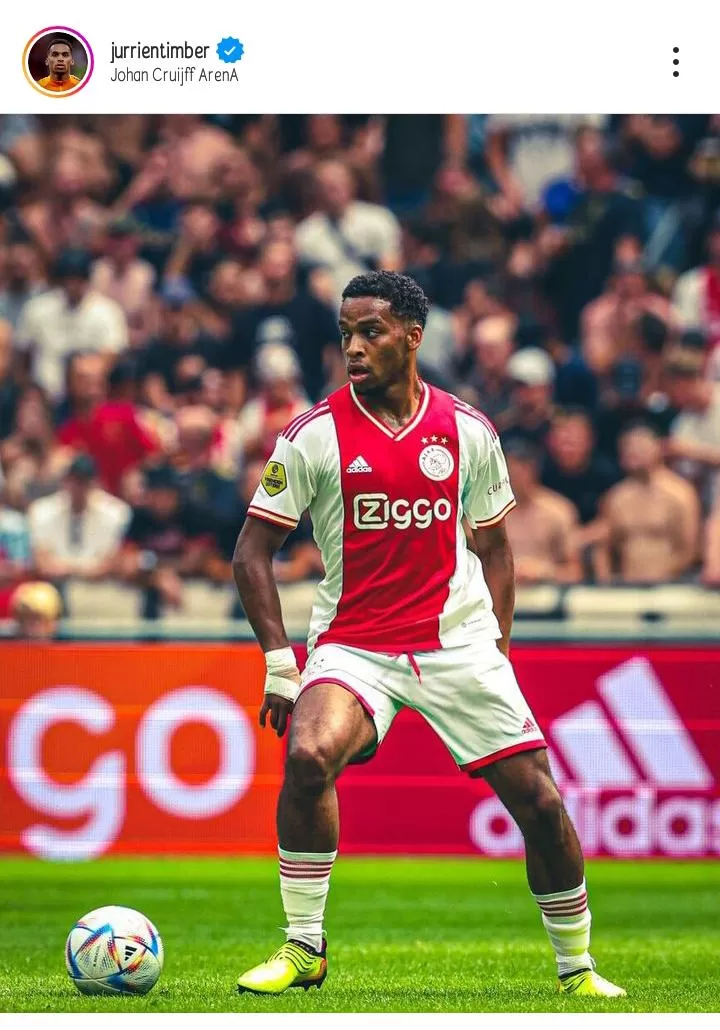 Jurrien Timber jadi rebutan Manchester United dan Liverpool (sumber instagram official Jurrien Timber)