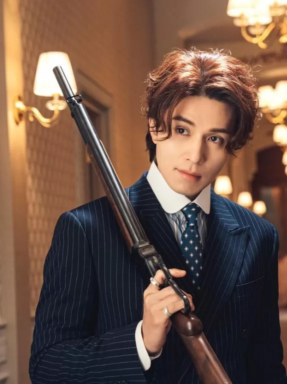 Lee Dong Wook sering pamer abs. (instagram.com/leedongwook_official)