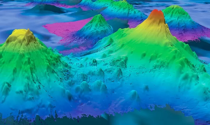 Penampakan gambar radar berfinisi tinggi untuk gunung api baawah laut. Foto: science org