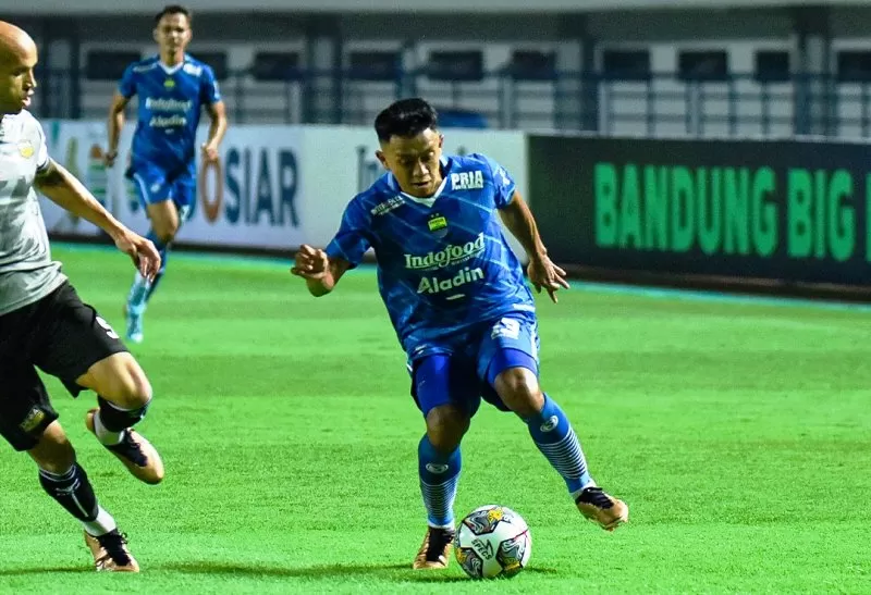Hasil Persib Vs Dewa United dalam uji coba pramusim Liga 1 2023-2024. (Foto: Persib Bandung)