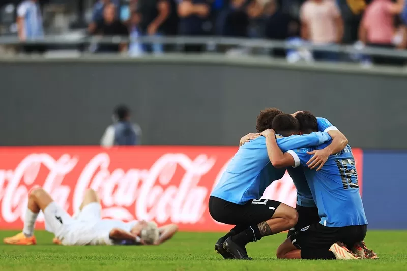 Para pemain Timnas Uruguay merayakan kemenangan atas Israel di semifinal Piala Dunia U-20 2023. (Foto: FIFA)