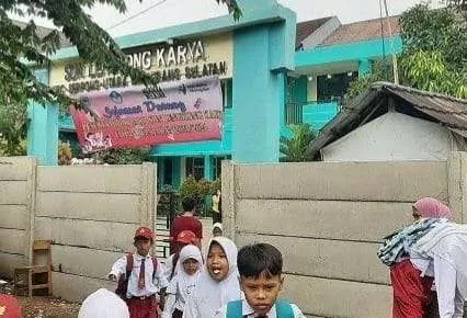 Akses jalan SDN Lengkong Karya dibeton, ini janji Pemkot Tangsel (Dok RRI)