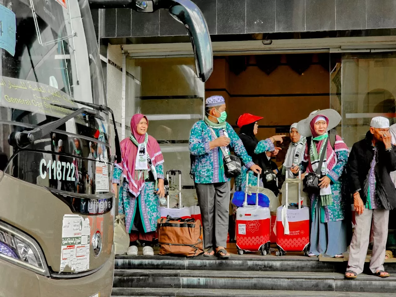 Jemaah haji diberangkatkan dari Mekah ke Madinah.