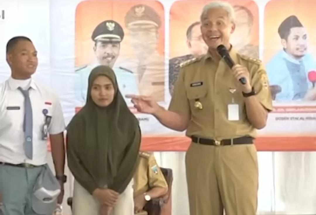 Gubernur Jawa Tengah pecat Kepala SMKN 1 Sale, Rembang yang tarik pungli ke siswa (Dok tangkapan layar)