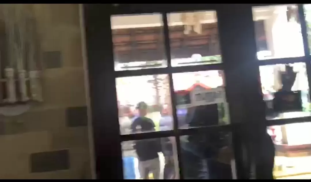 Acara diskusi Generasi Partai Golkar di Resto Pulau Dua ricuh, wartawan dipukul