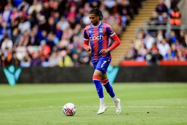 Michael Olise diminati pelatih Chelsea Maurico Pochettino (sumber: instagram official Michael Olise)