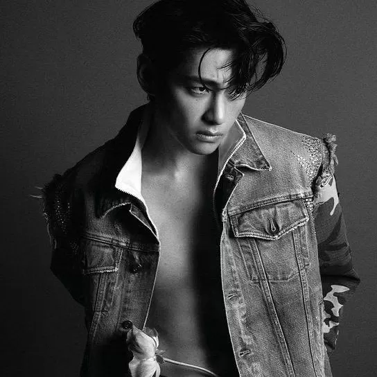 V BTS segera rilis album solo Layover. (Twitter @BTS_twt)