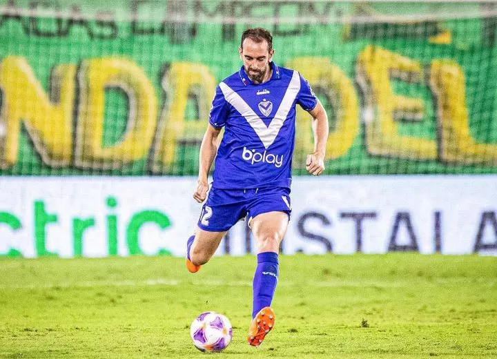 Diego Godin putuskan pensiun dari dunia sepakbola (sumber: instagram official Diego Godin)