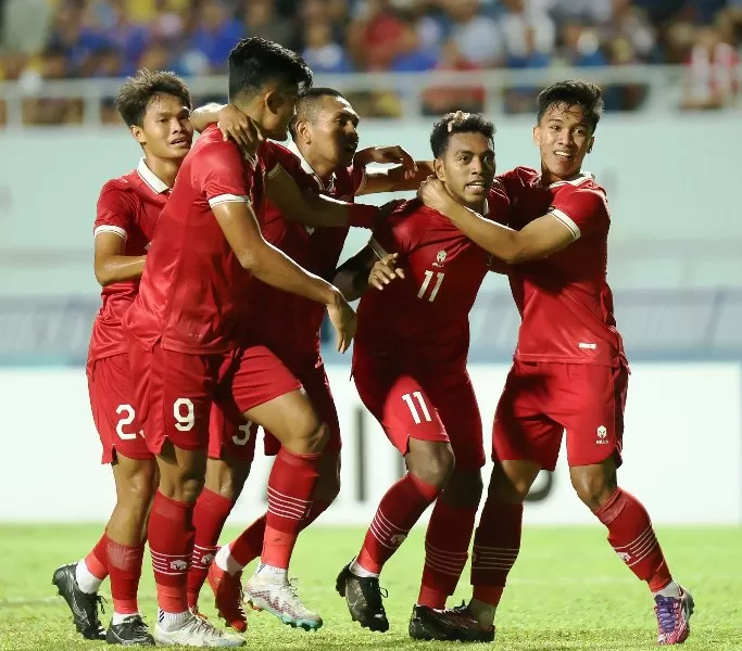 Hasil Thailand U23 Vs Indonesia U23 dalam laga semifinal Piala AFF U23 2023. Dalam foto adalah selebrasi gol Jeam Kelly Sroyer. (Foto: Timnas Indonesia)