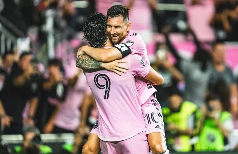 Lionel Messi merayakan gol Leonardo Campana dalam laga FC Cincinnati Vs Inter Miami pada semifinal US Open Cup 2023. (Foto: Inter Miami)