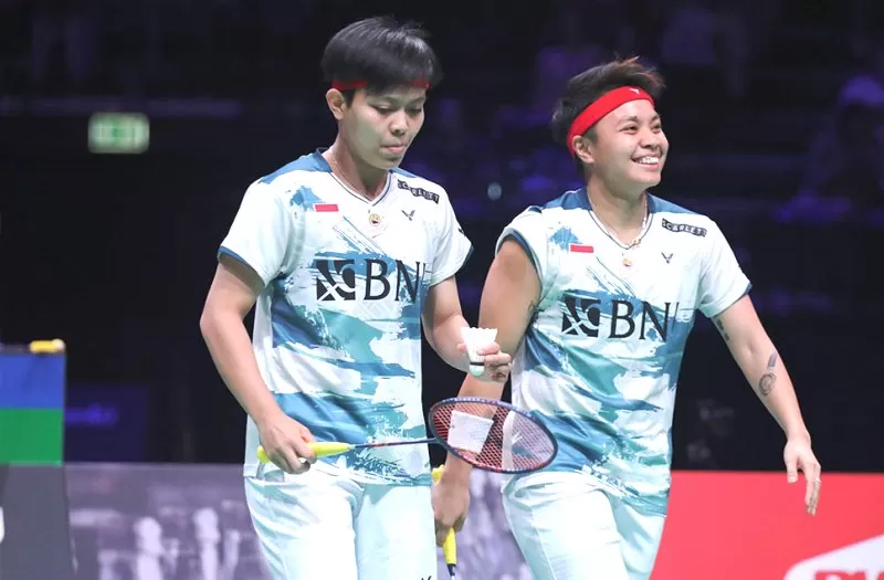 Medali perak yang diraih Apriyani Rahayu/Siti Fadia Silva Ramadhanti di BWF World Championships 2023 mendongkrak ranking dunia mereka. (Foto: PBSI)