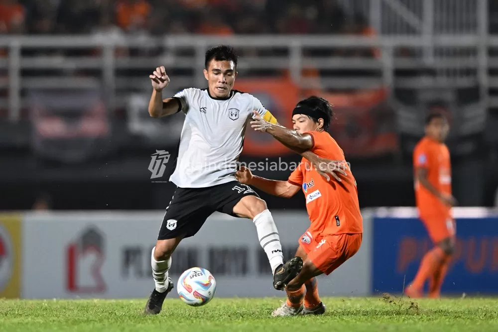 RANS Nusantara FC berhasil tahan imbang tuan rumah Borneo FC (Foto: ligaindonesiabaru.com)