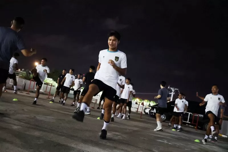 Timnas Indonesia U-23 langsung menggelar latihan setibanya di Thailand guna mengikuti Piala AFF U-23 2023. (Foto: PSSI)