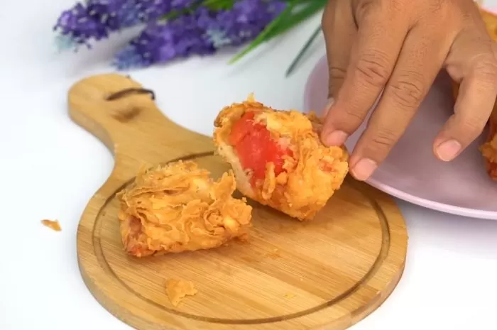 Resep Semangka Goreng pernah viral. (youtube sobatdapur)