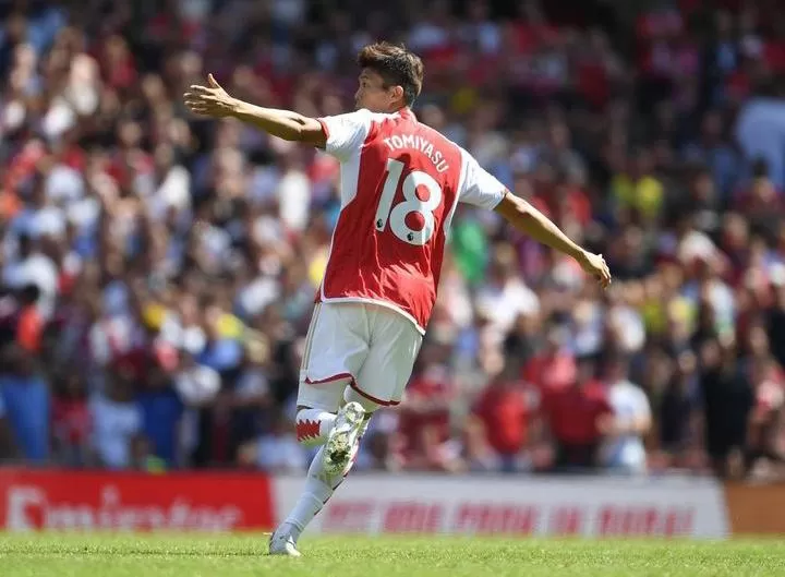 Takehiro Tomiyasu incar posisi bek kanan utama Arsenal (Foto: instagram official Takehiro Tomiyasu)