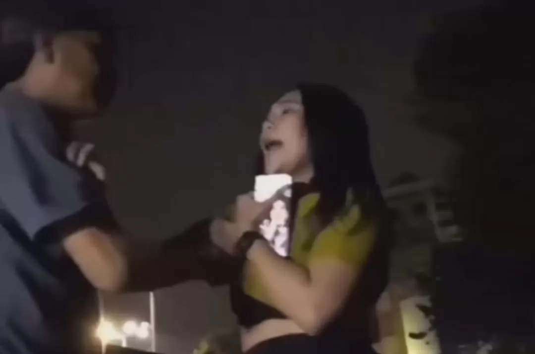 Video detik-detik wanita dianiaya preman di Cililitan (Dok tangkapan layar)