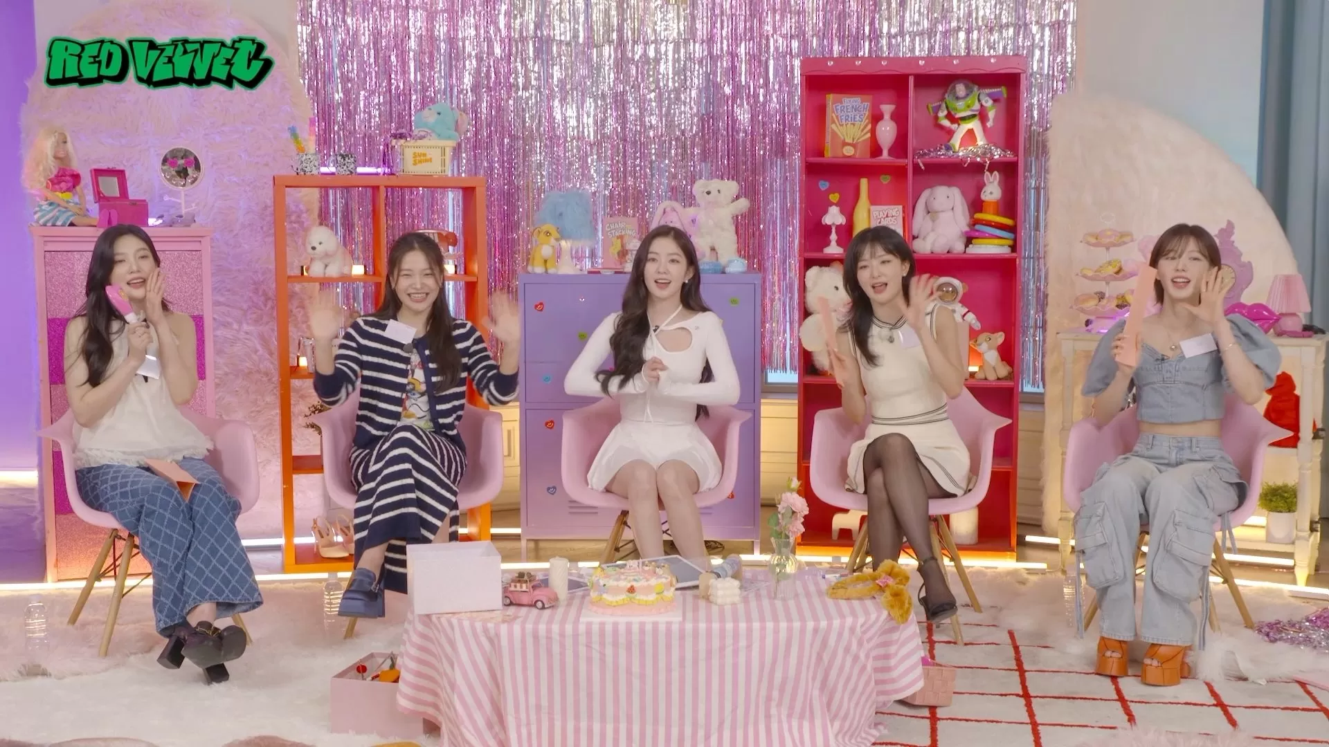 Red Velvet Bersiap Comeback di Bulan November, Kamu Menyukai Karya Mereka? Tunggu Album Terbarunya Tahun Ini! (Foto: Twitter @RVsmtown)