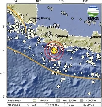 Gempa bumi terkini Magnitudo 5,6 SR mengguncang Garut, Jabar.