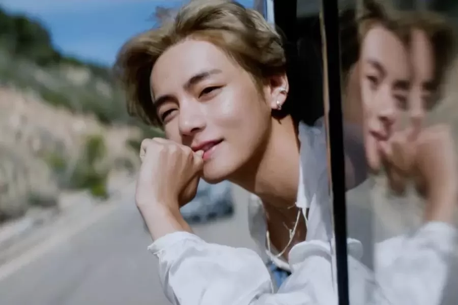 Prestasi Baru V BTS di Spotify: Layover Tembus 500 Juta Streaming, Menjadi Album KPop Tercepat Tahun 2023 (Foto: MV Slow Dancing)