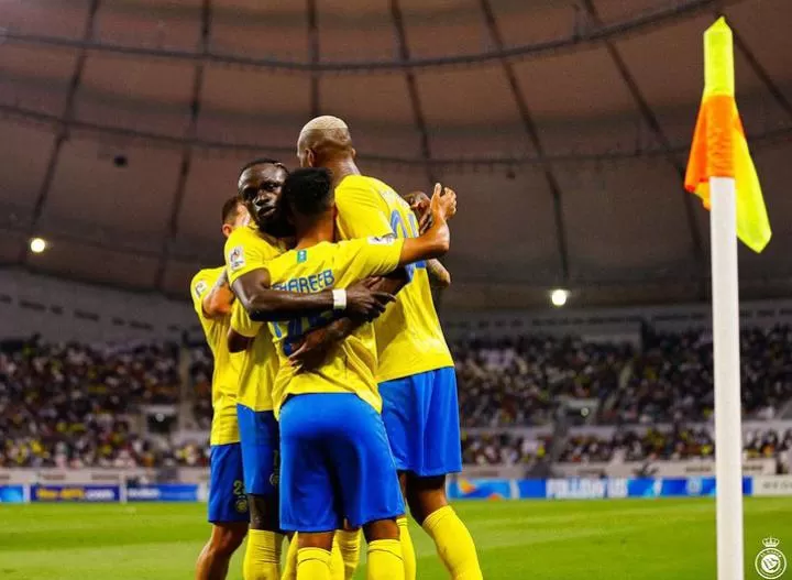 Para pemain Al Nassr lakukan selebrasi setelah berhasil mencetak gol ke gawang Al Duhail (Foto: instagram/@alnassr)