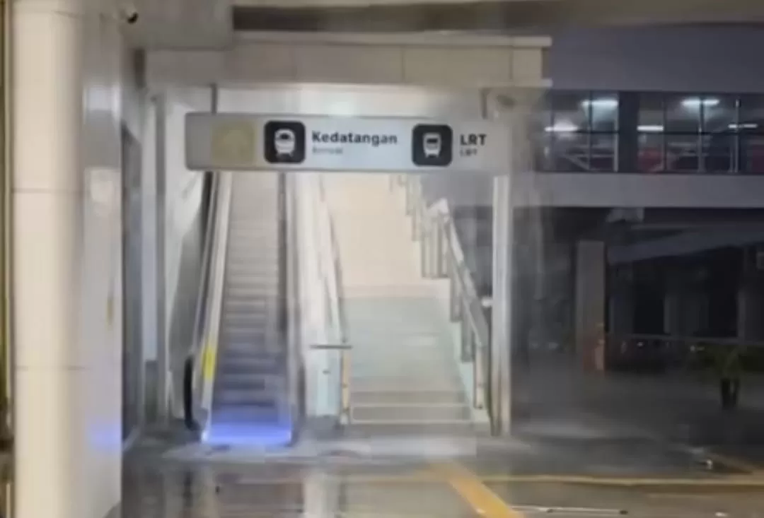 Atap Stasiun Kereta Cepat di Halim Bocor, Begini Kata KAI (Dok Tangkapan layar) 