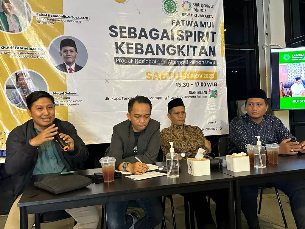 Diskusi publik Gerakan Kebangkitan Produk Nasional.