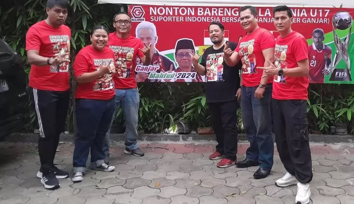 Sejumlah legenda timnas percaya perbaikan sepak bola Indonesia bisa dilakukan oleh pemerintahan Ganjar Pranowo nantinya. Foto: Ist