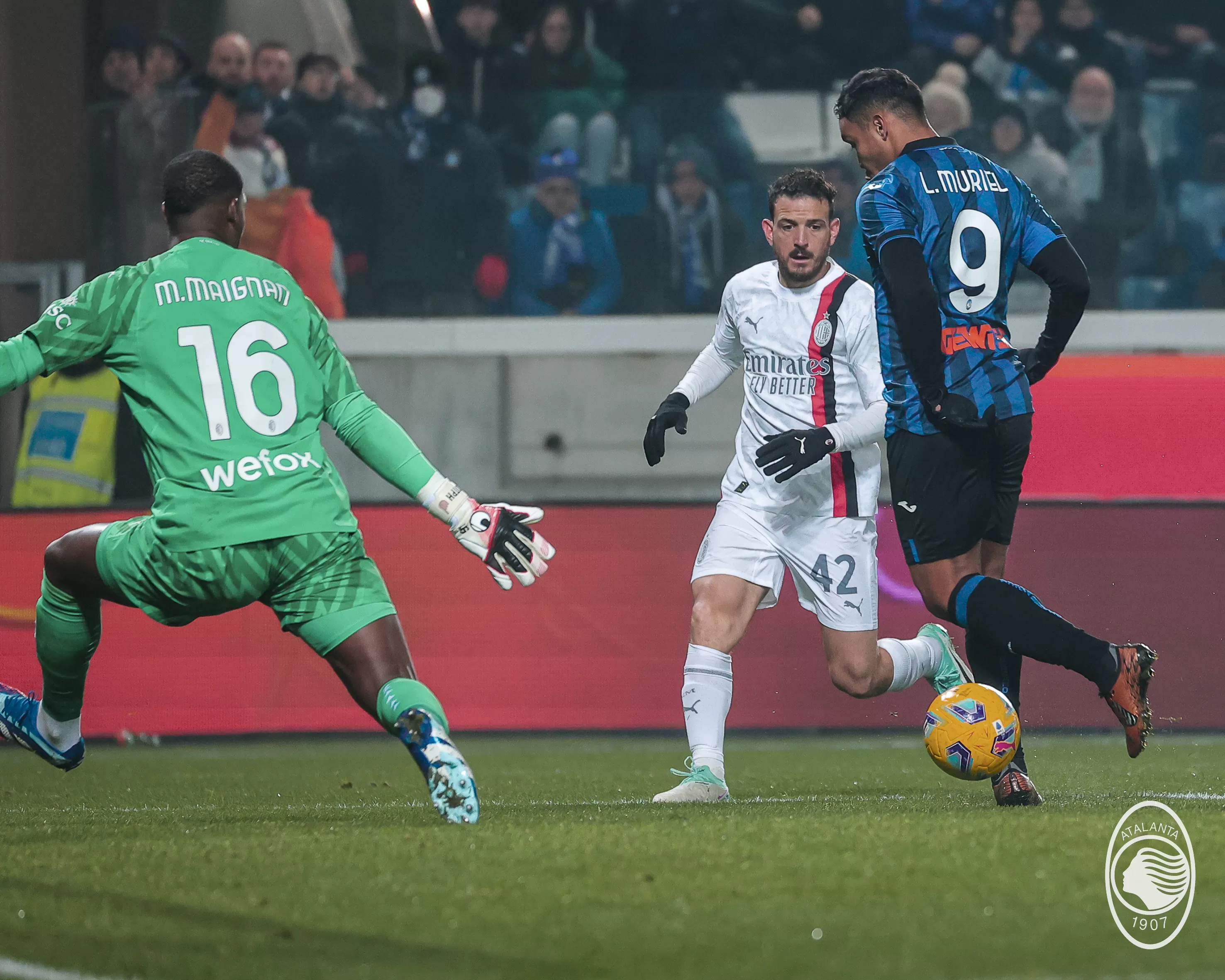 Momen Luis Muriel memastikan kemenangan Atalanta atas AC Milan (Foto: Atalanta BC)