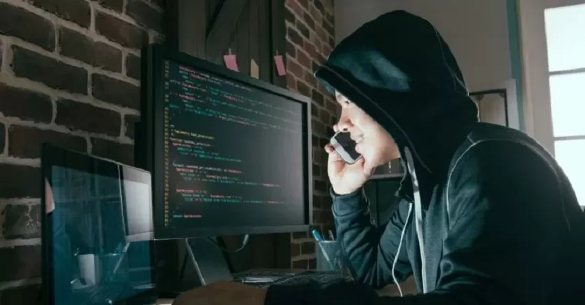 2 pasangan suami istri tipu netizen (Canva by PR Images Factory)