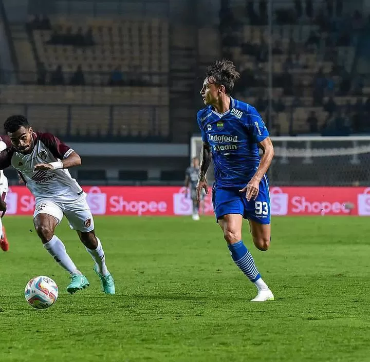 Stefano Beltrame senang lakukan debut bersama Persib (Foto: instagram/@stefano_beltrame)